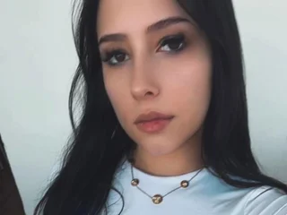 AngellSkyyy Squirt webcam from Romania