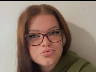 MissRiverX Squirt webcam from United Kingdom