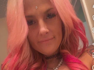 TattooBarbieXXX Squirt webcam from United States